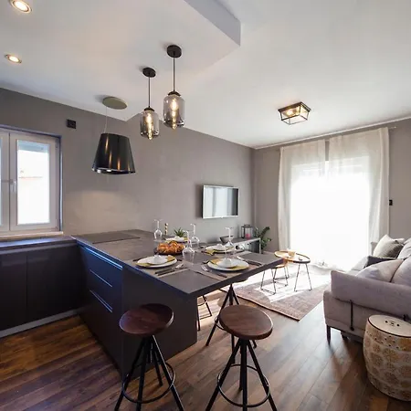 Dorotea's Place Zara