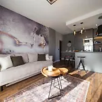 アパート Dorotea's Place ザダル