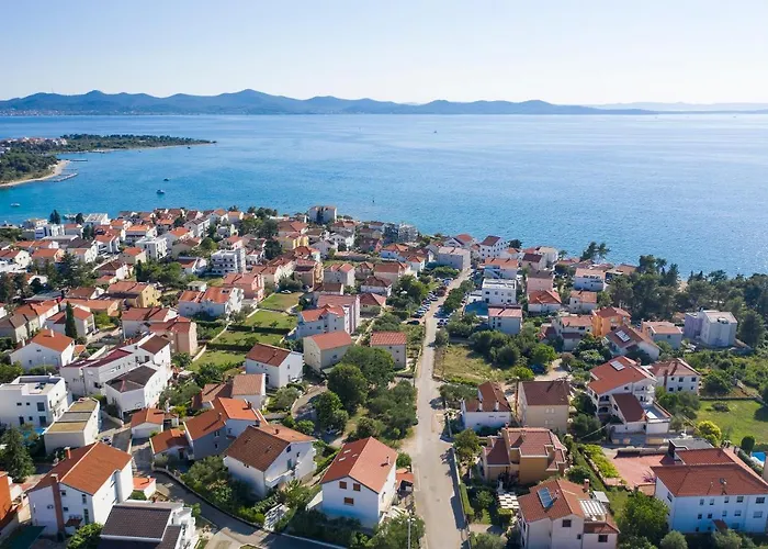 Dorotea's Place Апартаменты *