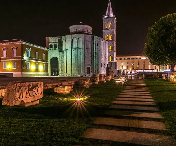 Dorotea's Place Апартаменты Задар